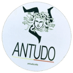 Antudo wanted street sticker