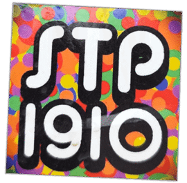 STPigio wanted street sticker