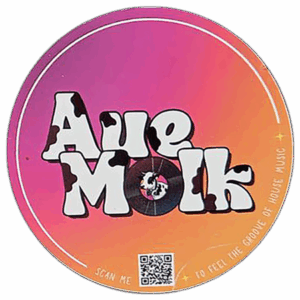Aue Molk Wanted street sticker spotted on Sněžka in 2025
