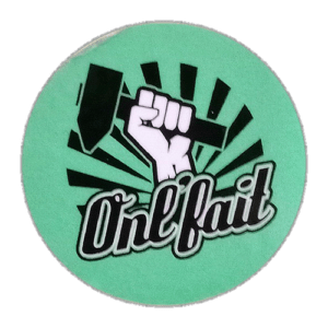 Onl'fait wanted sticker spotted in Prague in 2025