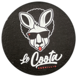 Le Coota wanted street sticker